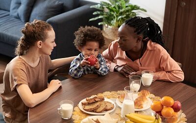 How to Talk to Children About Healthy Eating Habits